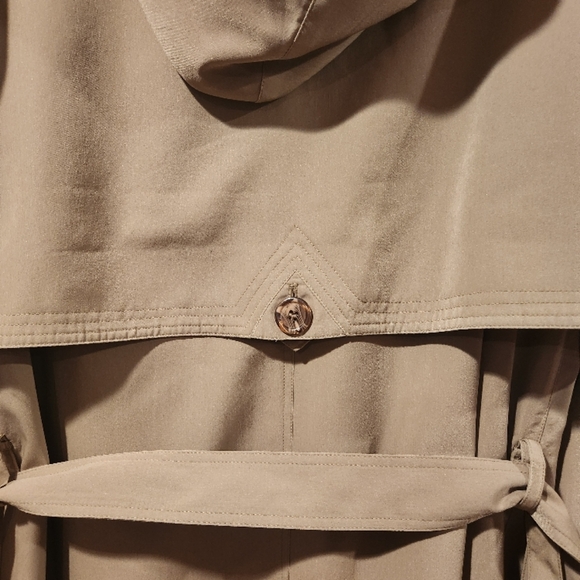 MISTY HARBOR tan with black accents Trench Coat size 16 vintage - Picture 10 of 14